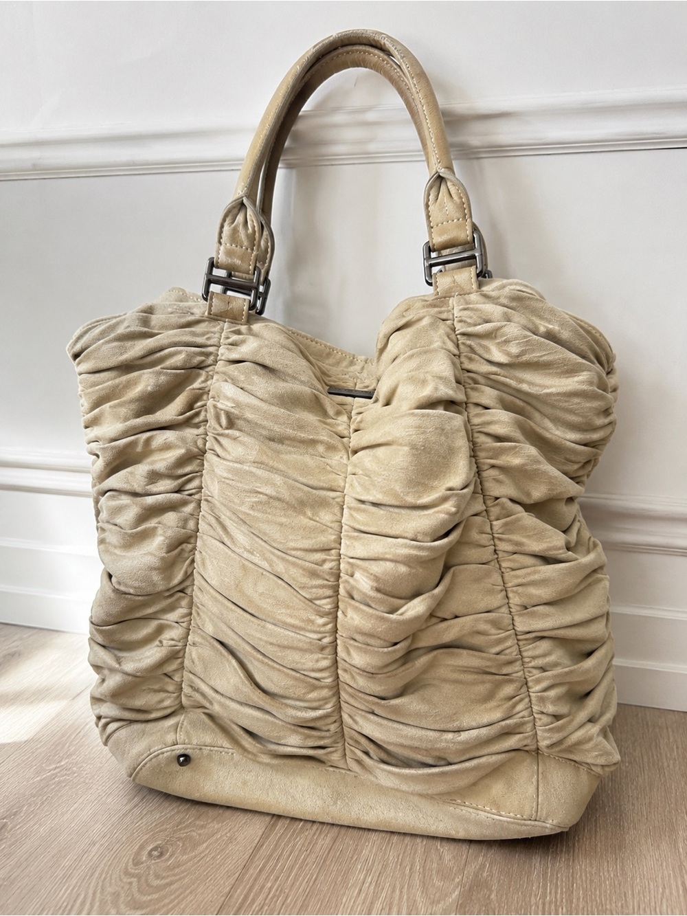 Burberry Prorsum Ruched Suede Hobo Tote | Cream | Gunmetal Hardware | Rare